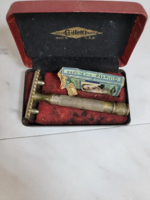 Vintage 1930's Gillette NEW GOODWILL DE Safety Razor  Clean! 16