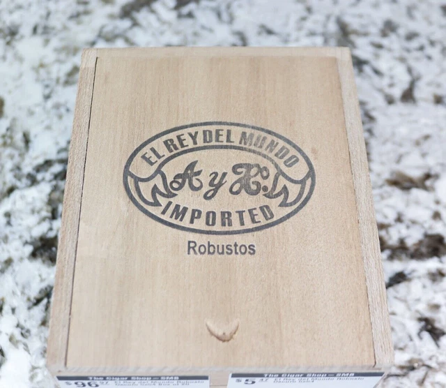 Wood "El Rey Del Mundo” Cigar Box  W/Slide In Cover****Box Only****