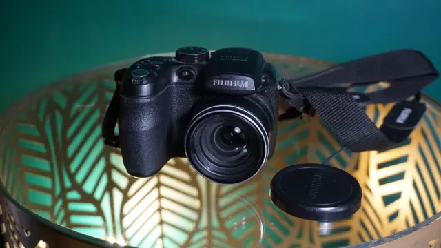 Fujifilm Finepix S1000fd, 10MP – Fonctionne très bien - Appareil photo numérique