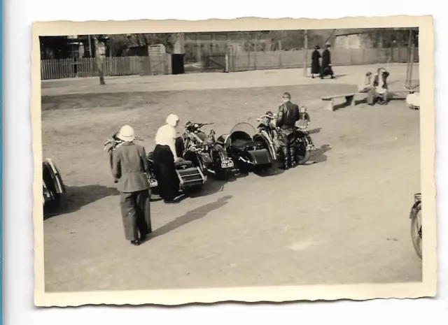 MM0493/ Motorrad mit Beiwagen Foto 50er Jahre