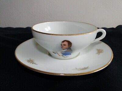 ADORABLE TASSE ET SOUS TASSE Napoléon BONAPARTE LIMOGES Porcelaine de Luxe F D 