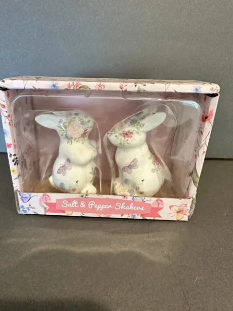 Salt & Pepper Shakers Bunny Rabbits Butterflies And Flowers Spring Easter NEW
