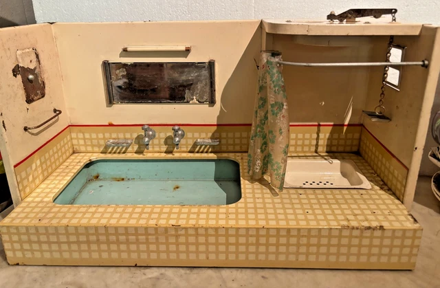 JOUET ANCIEN - GRANDE BAIGNOIRE EN TÔLE PEINTE - DÉBUT XXèmè