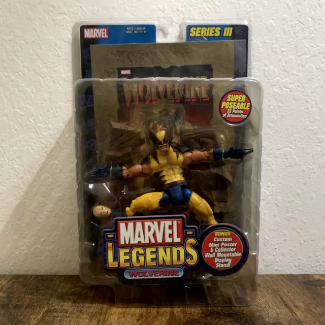 ToyBiz Marvel Legends Series 3 Wolverine Gold Foil Comic VARIANT