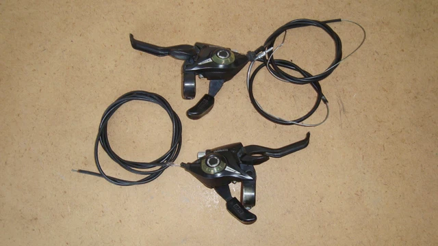 Jeu De Leviers Shimano ST-EF51 - 3x7 Vitesses, Noir, Avec Freins - VTT, Occasion