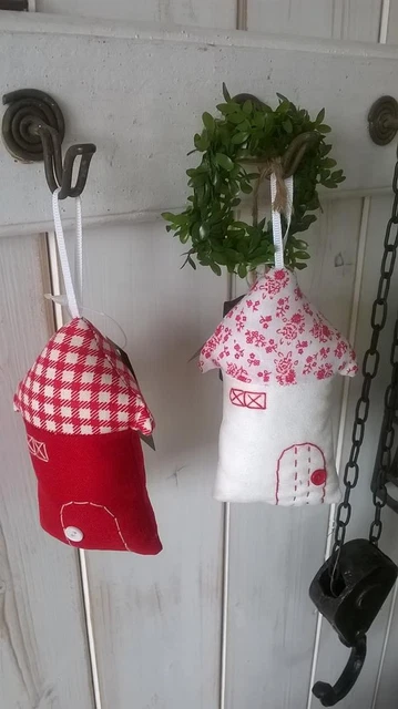 HOME KONTOR XMAS 2x Haus Stoff Baumschmuck Weihnachten rot weiß Hänger 10x6x3cm