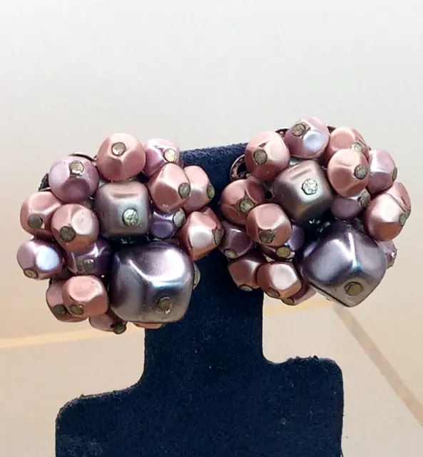 Vintage 1960s Japan Pearlecent Beaded Cluster Clip[ On Earrings 1"