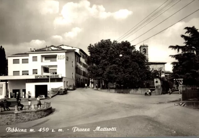 Bibbiena piazza Matteotti f. g.  viaggiata 1965 Arezzo