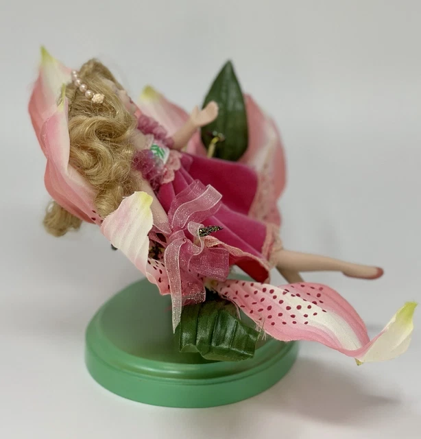 Paradise Galleries Treasury Collection Porcelain Thumbelina Doll Timeless Tales 7