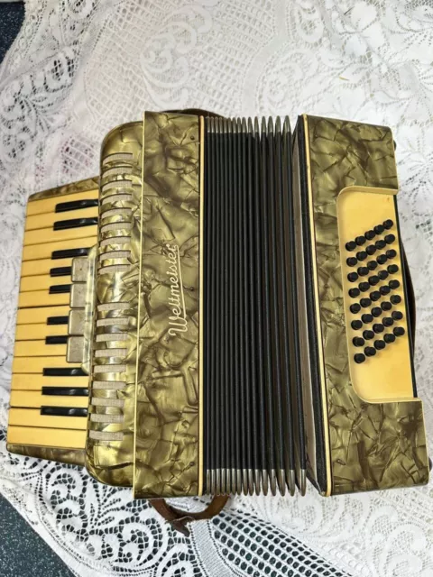 Vintage German DDR Children Accordion Weltmeister 12 Bass NOT Working TO  RESTORE