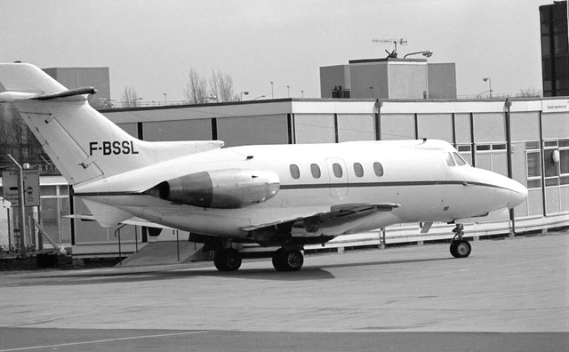 Hawker Siddeley HS.125-400B, F-BSSL at Gatwick, 27 Mar 1976 - B&W Neg_8291