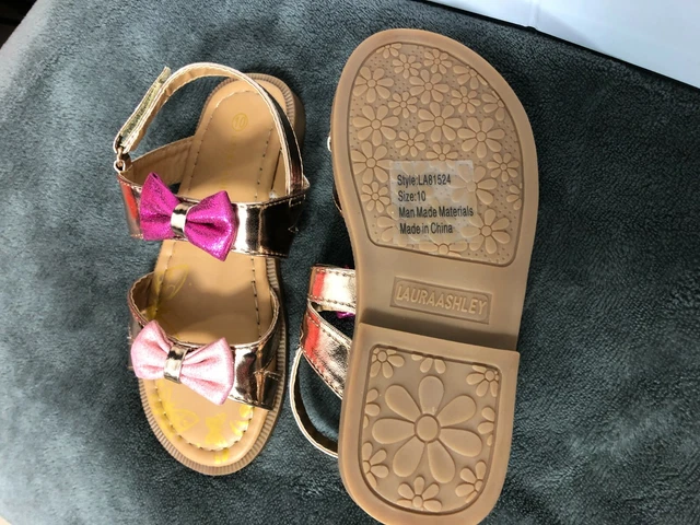 Sandali per bambina Laura Ashley, neonato/bambino, oro - fiocchi rosa, taglie neonato Regno Unito 4