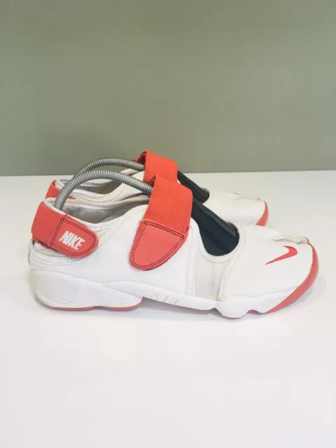 V RARE 2004 Nike Air Rift Uk 9 Split Toe Ninja Sandals Og Retro Vintage Beach Se 53.00 PicClick UK