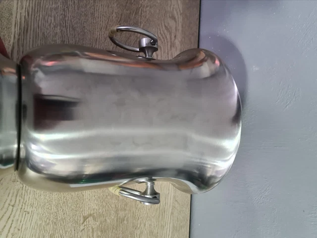 Seau à champagne en plaqué argent réalisé par l'orfèvre St James