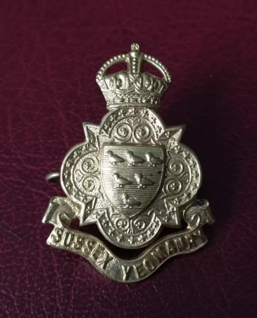 Sussex Yeomanry Military Uniform Cap Badge