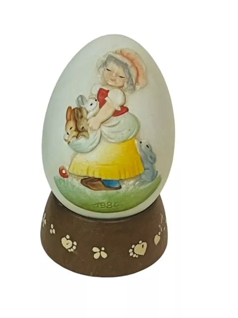 Anri Ferrandiz Italy Hand Carved Egg Figurine Vtg Signed RARE Stand 1984 Bunnies
