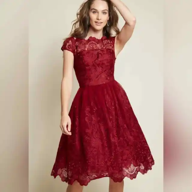 NWT Chi Chi London Exquisite Elegance Baroque Burgundy Red Lace Tea Dress 10