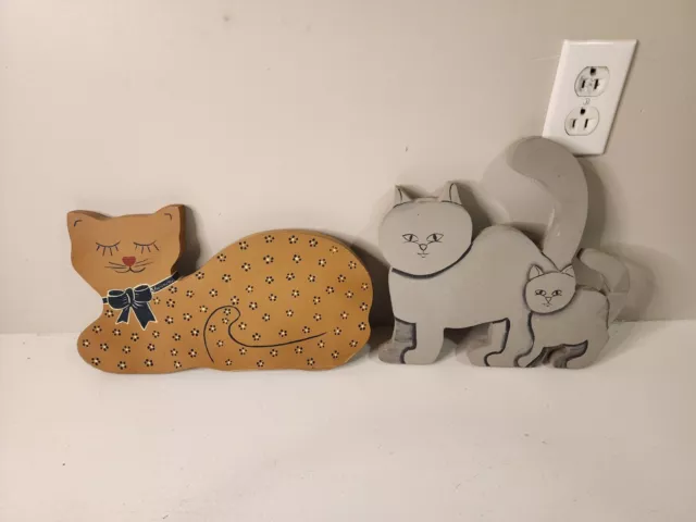 Lot of 2Wooden Cat Wall Hanger