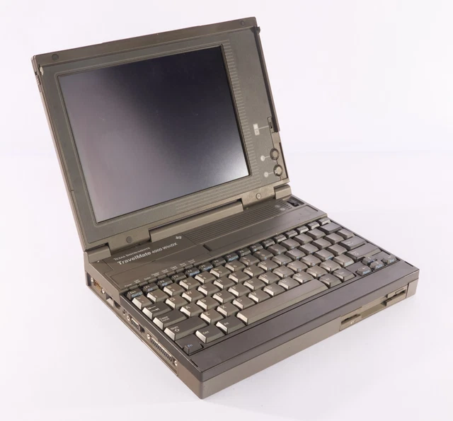 TEXAS INSTRUMENTS TRAVELMATE 4000 486D WinDX2/50MHZ Laptop