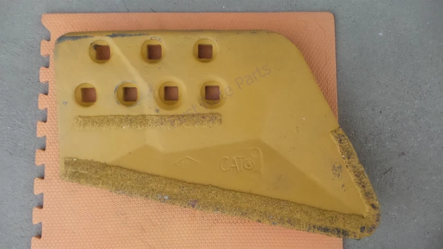Caterpillar 455-3705 Arm Level Cut End Bit LH CAT D8T D8R Dozer Bulldozer Blade