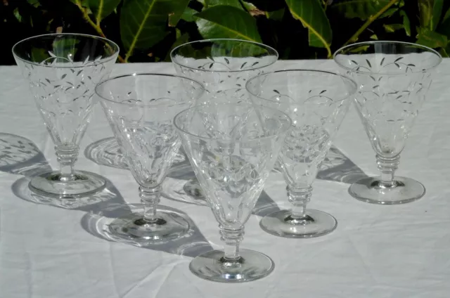 Saint Louis - Service de 6 verres en cristal taillé, modèle Lisieux? Haut. 10,3