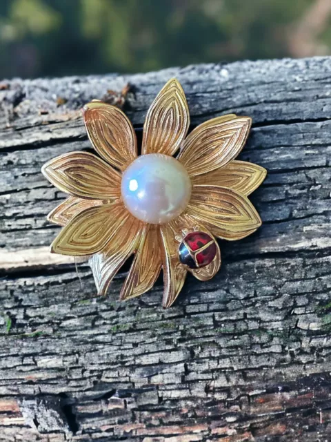 Vintage Anne Klein Daisy Ladybug Brooch Pin Flower Faux Pearl Gold Tone Enamel