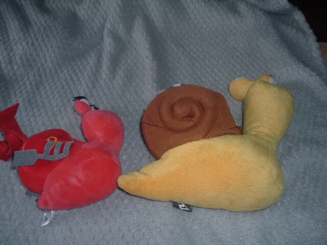 lot de 2 peluches doudou turbo l escargot occasion bon état