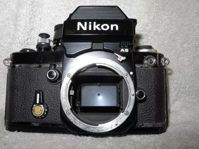 3 Nikon F 2. Cameras.