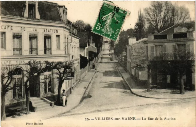 CPA VILLIERS-sur-MARNE Rue de la Station (869754)