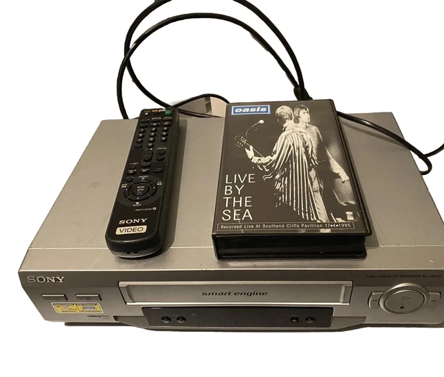 SONY VCR SLVSE210 Smart Engine Video Player VHS & Remote NOT WORKING
