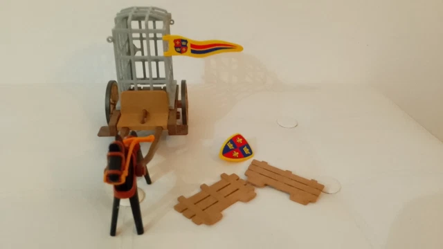 PLAYMOBIL CHEVALIER AVEC CHEVAL ART 3333 dans boite d'origine 1974 EUR