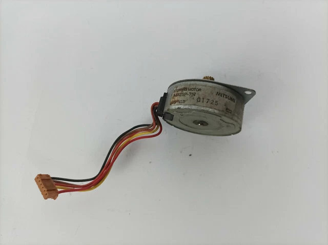 Lot De 103 Moteurs électriques MITSUMI EM-606 – 0.05A, 6V/12V/24V DC, Occasion