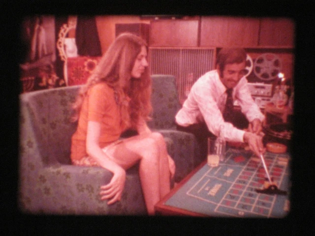 Joli Film Super 8 mm : Jetons et Roulette    "Eroti'x"
