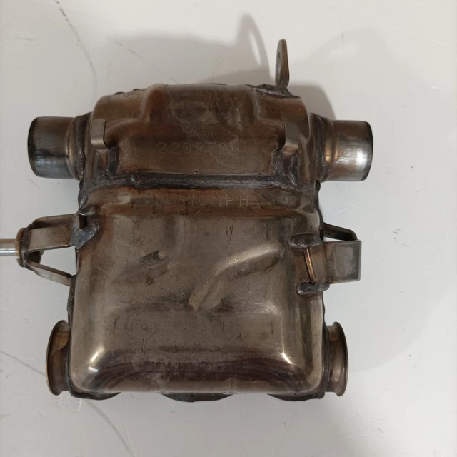 Triumph Bonneville T100 T120 Thruxton 1200 Exhaust Catalyst Convertor T2202709