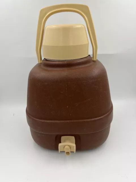 Vintage Willow Drink Dispenser - 1178