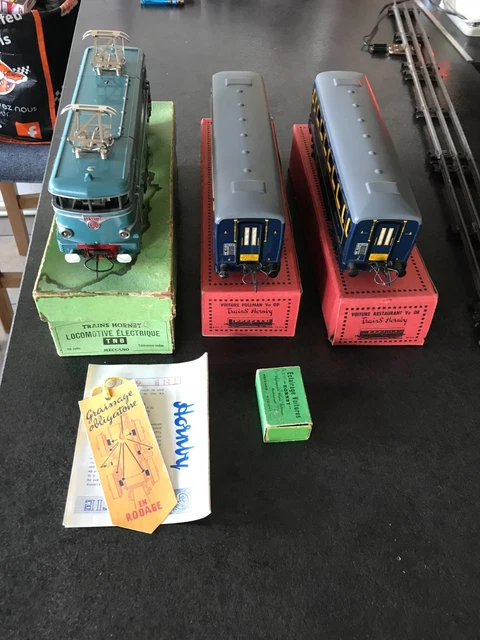 Coffret Train Hornby Le Bourguignon OBBM – Électrique – Bel état Non Testé (110V)