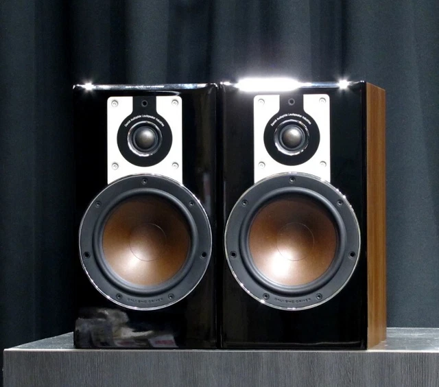 DALI OPTICON2 MH 2way speaker system pair used first come, first served