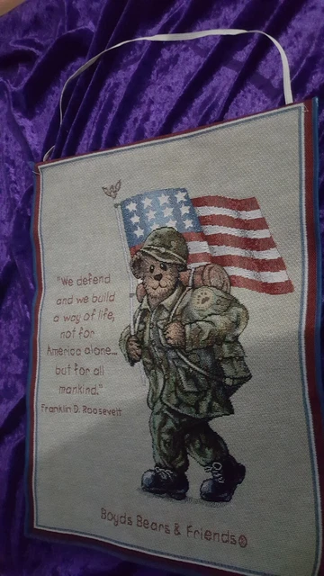 BOYDS BEARS PATRIOTIC WALL HANGING "WE DEFEND" Tapestry Decoration 17.5x13.25 in