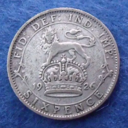 1926 GEORGE V SILVER SIXPENCE  ( 50% Silver )  British 6d Coin.   964