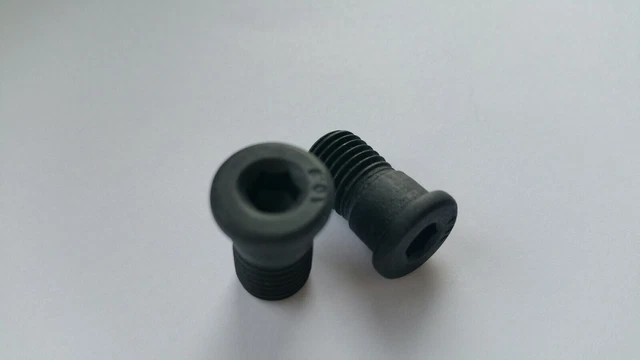 2X FRONT BRAKE DISC RETAINING SCREWS FITS: VAUXHALL VECTRA B 2X FRONT BRAKE DISC RETAINING SCREWS FITS: VAUXHALL VECTRA B
