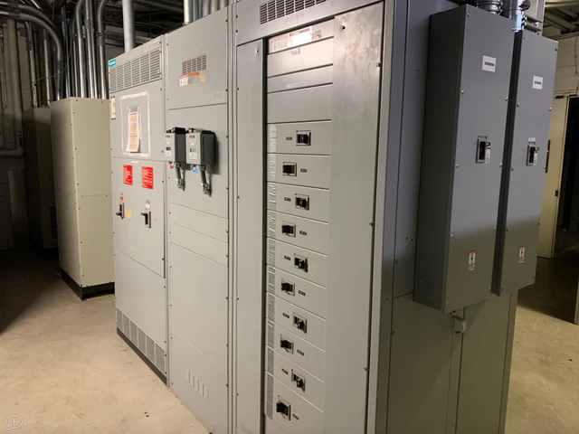 Siemens 3 Section 2000A Metered Switchgear 480v
