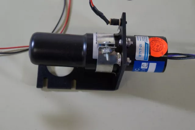 Hamamatsu R636-10 Photomultiplier Tube , 185-930 nm, & Hamamatsu E717-21 Socket