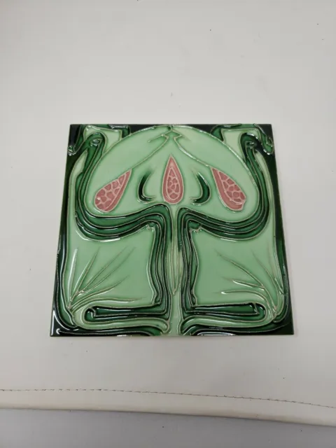 Art Nouveau / Arts & Crafts Ceramic Decorative Tile 6"x6"x 5/16". NICE