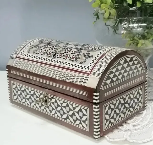 Beautiful Egyptian handmade wooden jewelry box padded with velvet