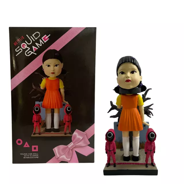 ROYAL BOBBLES Netflix Squid Game Young-Hee Doll With Guards 8" Bobblehead | NEW