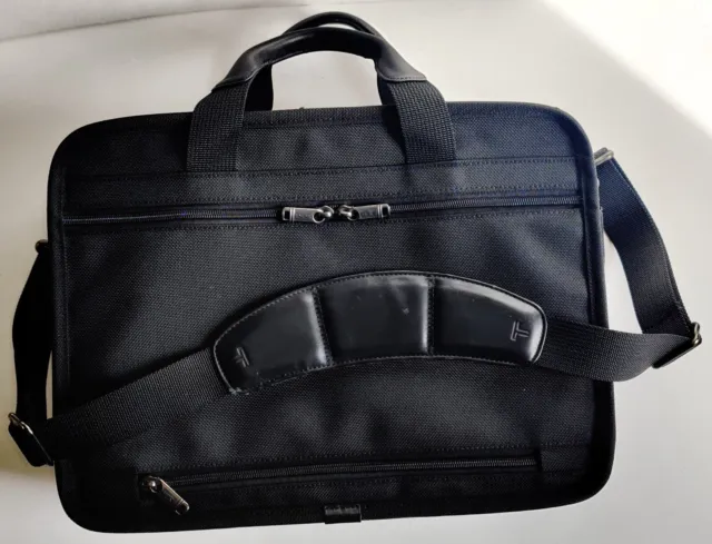 TUMI Alpha Ballistic Nylon Organizer Laptop Briefcase Messenger Bag 26130D4 EUC