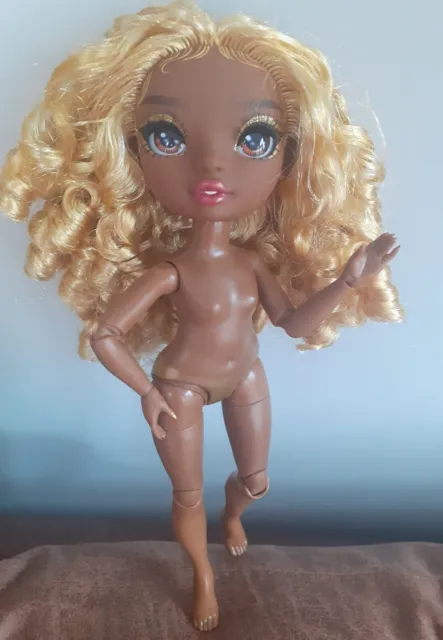 Rainbow High Doll. Meline Luxe Diva Gold. No Clothes.  Fab Hair. Beautiful NEW!!