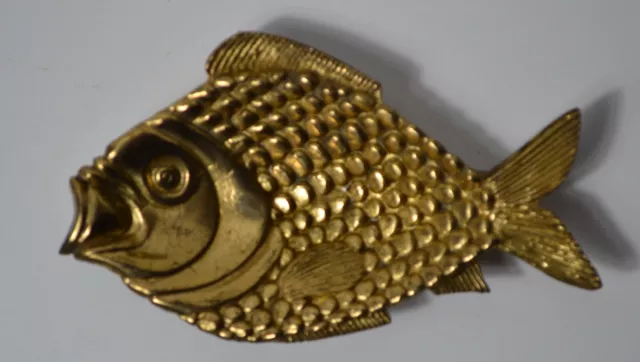 Ancien cendrier en bronze doré représentant un poisson, 16 x9 cm, bon état