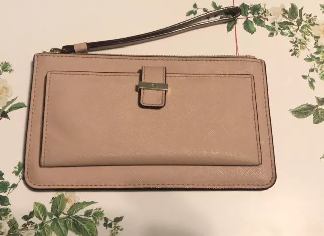 kate spade wristlet wallet