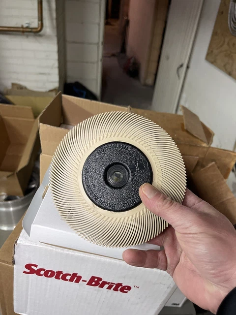 3M Scotch-Brite 33216 Radial Bristle Disk 6" 6 Micron